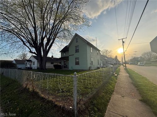 1301 Wertz Ave Sw, Canton, OH, 44710-2243 | Card Image