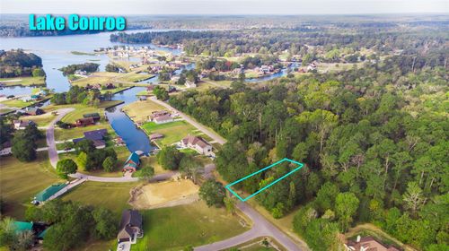 5 W Forest Dr, Huntsville, TX, 77340-1439 | Card Image