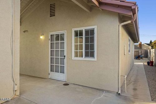 adu-3115 Dwight Ave, Camarillo, CA, 93010-3705 | Card Image