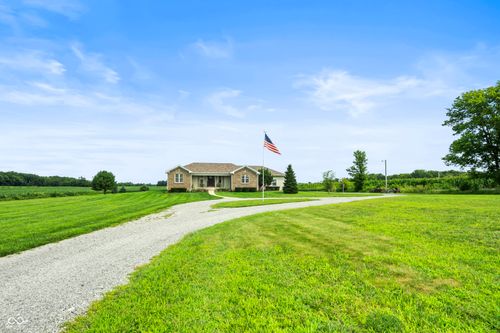 5300 W State Road 32, Lebanon, IN, 46052-9554 | Card Image