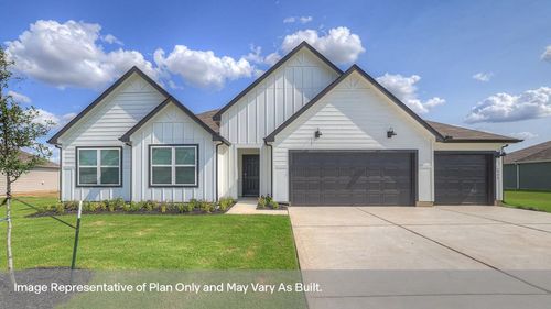 177 Teal St, Fredericksburg, TX, 78624-2878 | Card Image