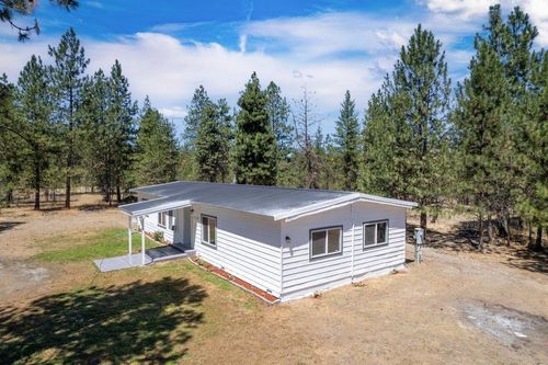 7754 Samuel Street Way, Ford, WA, 99013-8706 | Card Image