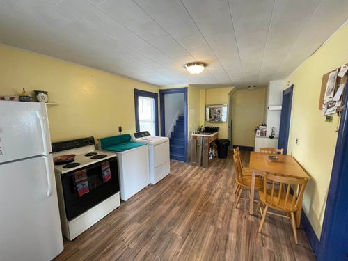 60 Cedar St, Berlin, NH, 03570-2502 | Card Image