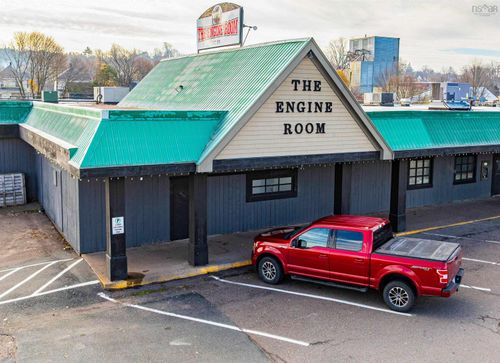 {{alt}} | Card Image