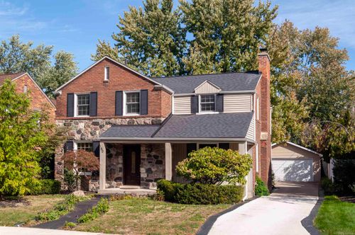 180 Fisher Rd, Grosse Pointe Farms, MI, 48230-1276 | Card Image