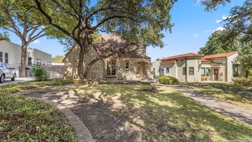 239 Stanford Dr, Olmos Park, TX, 78212-2011 | Card Image