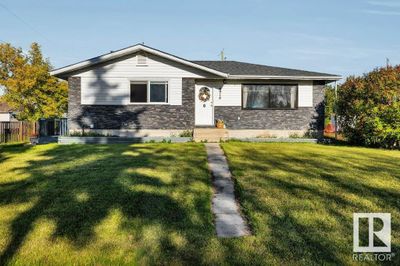 4915 47 St, House other with 4 bedrooms, 2 bathrooms and null parking in Thorsby AB | Image 1