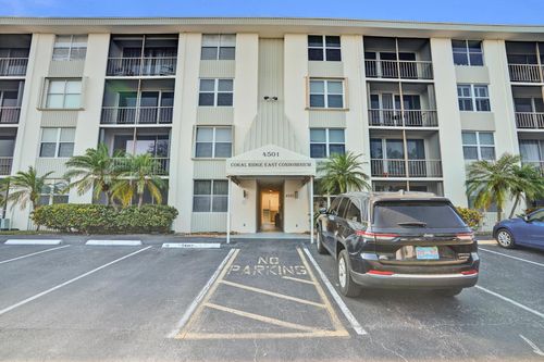 402-4501 Ne 21st Ave, Fort Lauderdale, FL, 33308-4778 | Card Image