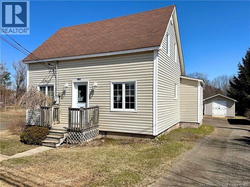 58 Acadie St, Richibucto, NB, E4W3V7 | Card Image