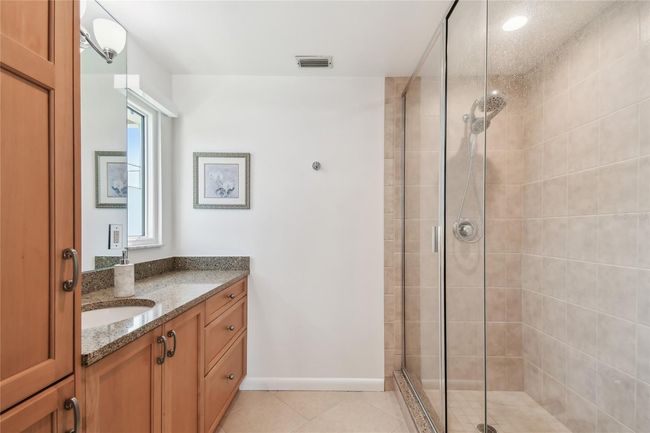 Ensuite 2nd bedroom | Image 58