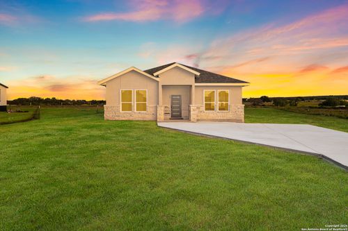 149 Camino Verde Ct, La Vernia, TX, 78121-5055 | Card Image