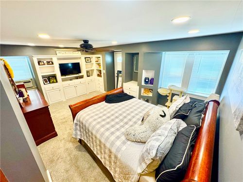 23 Rutland St, Woonsocket, RI, 02895-3504 | Card Image