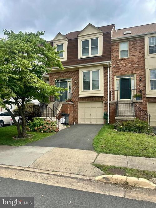 14015 Red River Dr, CENTREVILLE, VA, 20121-2657 | Card Image