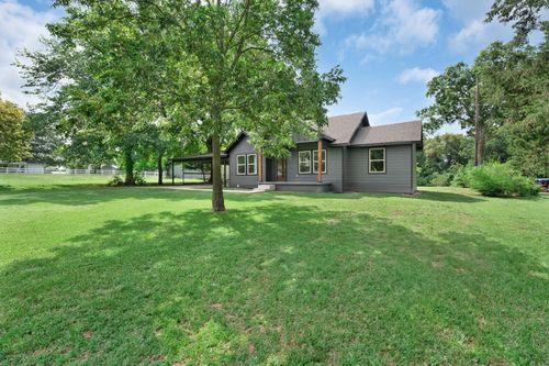 104 Mockingbird St, Ector, TX, 75439-3203 | Card Image