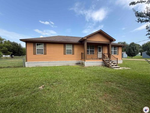 1055 S Bowie St, New Boston, TX, 75570-3504 | Card Image
