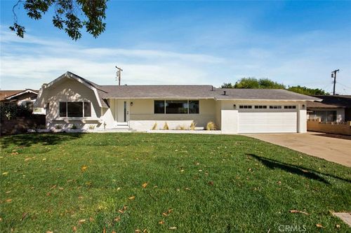 1950 Royalty Dr, Pomona, CA, 91767-3029 | Card Image