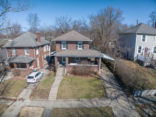 911 W Reed St, MOBERLY, MO, 65270-1313 | Card Image