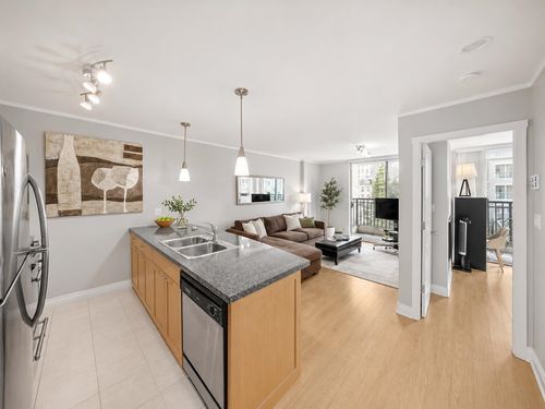 605-989 Richards St, Vancouver, BC, V6B6R6 | Card Image