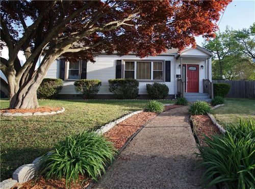 9 Lucas Drive, Hampton, VA, 23669 | Card Image