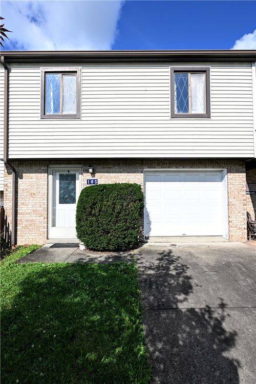 105 Williamsburg Dr, Elizabeth Twp/Boro, PA, 15037 | Card Image