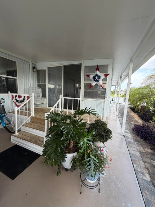 106-1601 Us-441, OKEECHOBEE, FL, 34974 | Card Image