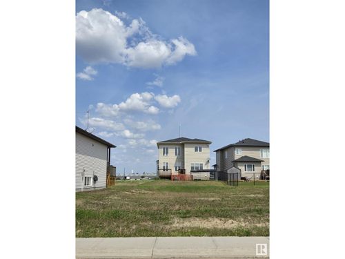 22 Whitetail Cres, Mundare, AB, T0B0J5 | Card Image