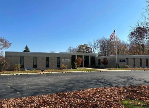 1401 Kings Hwy, Winona Lake, IN, 46590-1520 | Card Image