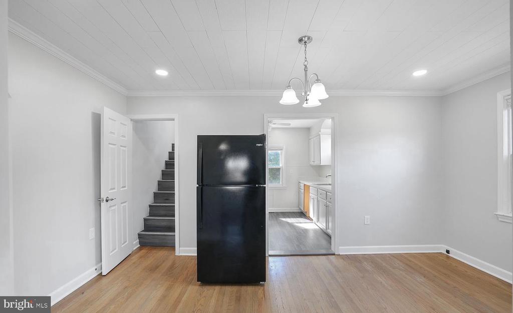 Residential Lease in RIVERDALE 3