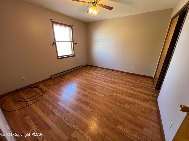 Bedroom Floor 2 | Image 17