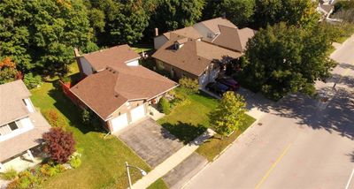 431 Northlake Dr, House other with 3 bedrooms, 2 bathrooms and 4 parking in Waterloo ON | Image 3