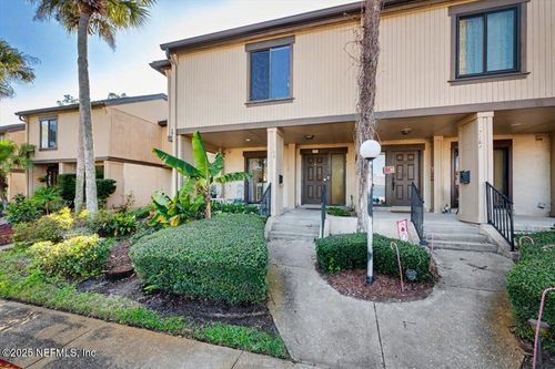 7786 Las Palmas Way, Jacksonville, FL, 32256-0224 | Card Image