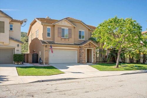 3910 Lake Circle Dr, Fallbrook, CA, 92028-7881 | Card Image