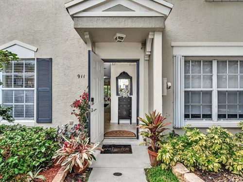 911 Kokomo Key Ln, Delray Beach, FL, 33483-6030 | Card Image