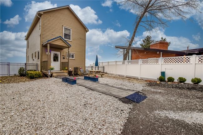 APT-35 - 5919 Lake Rd W, Condo with 3 bedrooms, 4 bathrooms and null parking in Ashtabula OH | Image 7