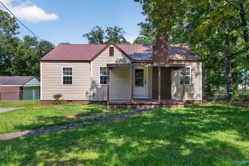 216 Nunnally Ave, Gadsden, AL, 35903-3858 | Card Image