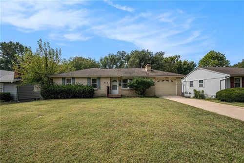 9406 Kessler Ln, Overland Park, KS, 66212-3965 | Card Image