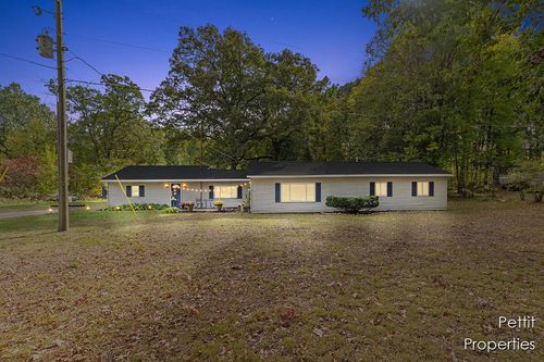 5155 18 Mile Rd, Barryton, MI, 49305-9798 | Card Image