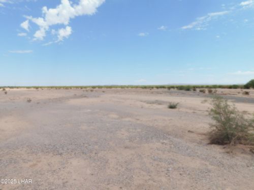 49167 Tail Ln, Bouse, AZ, 85325 | Card Image