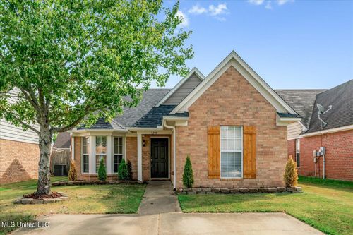 5298 Russell Dr, Southaven, MS, 38671-6969 | Card Image