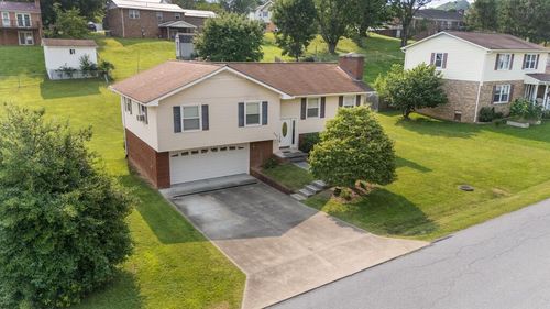 352 Partridge Dr, Princeton, WV, 24740-4138 | Card Image