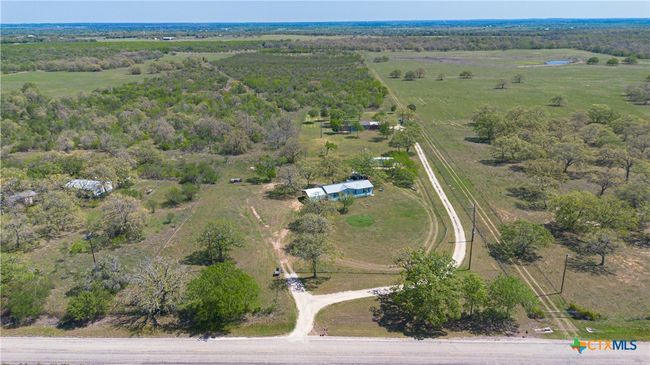 2105 Fm 1104, House other with 3 bedrooms, 2 bathrooms and null parking in Kingsbury TX | Image 43