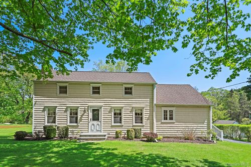 453 Smith Ridge Rd, South Salem, NY, 10590-2626 | Card Image