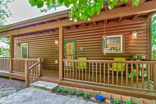 535 Obed Heights Dr, Moravian Falls, NC, 28654-8905 | Card Image