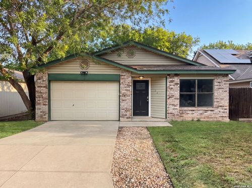 2830 Fisher Field Dr, San Antonio, TX, 78245-1738 | Card Image