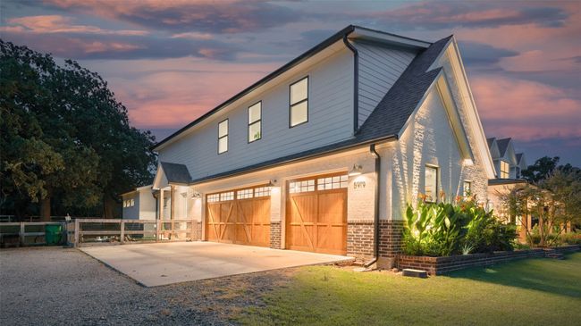 Cedar garage doors | Image 4