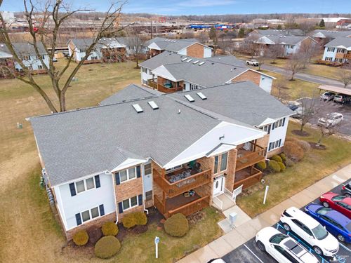 1555 Harbour Blvd, Trenton, MI, 48183-7108 | Card Image