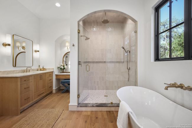 133 Sequoia Dr, House other with 4 bedrooms, 4 bathrooms and null parking in Hollywood Park TX | Image 24