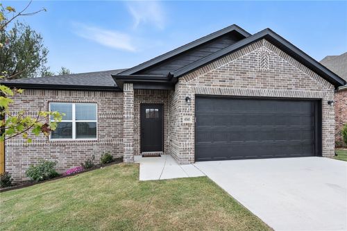 4545 Gibson St, Springdale, AR, 72762-8526 | Card Image