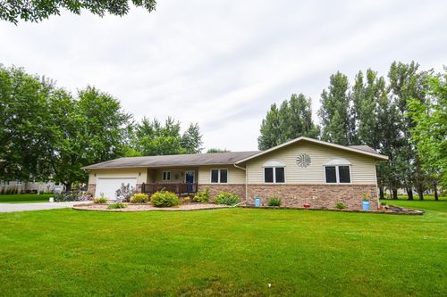 114 Fern Rd, Thief River Falls, MN, 56701-3802 | Card Image