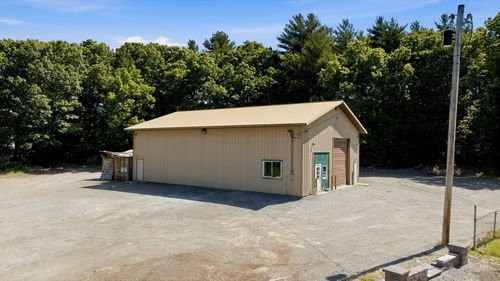 86 Eastman St, Mansfield, MA, 02048-3418 | Card Image